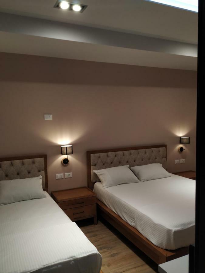 Hotel Pelikan Дивьяка Экстерьер фото